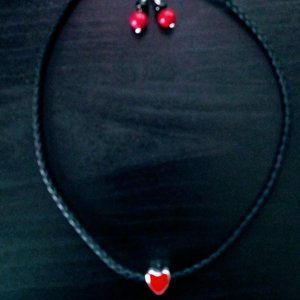 Black Cordon Necklace With Heart Bead